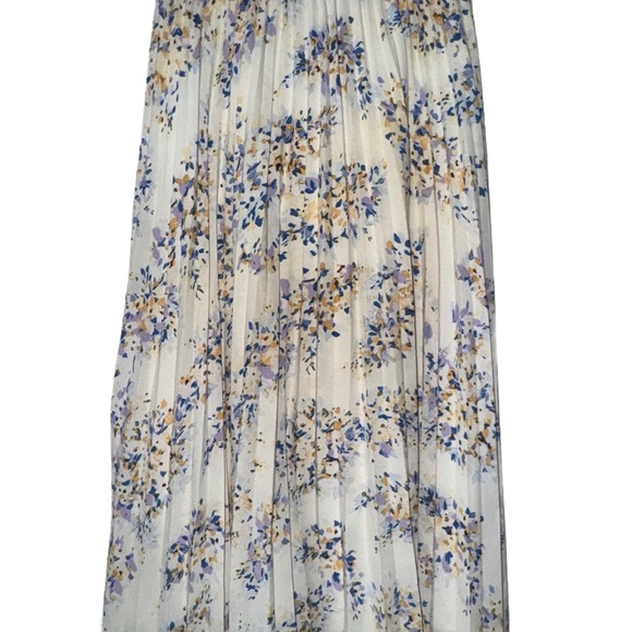 Vince Camuto Dresses & Skirts - Vince Camuto Floral Pleated A-Line Skirt